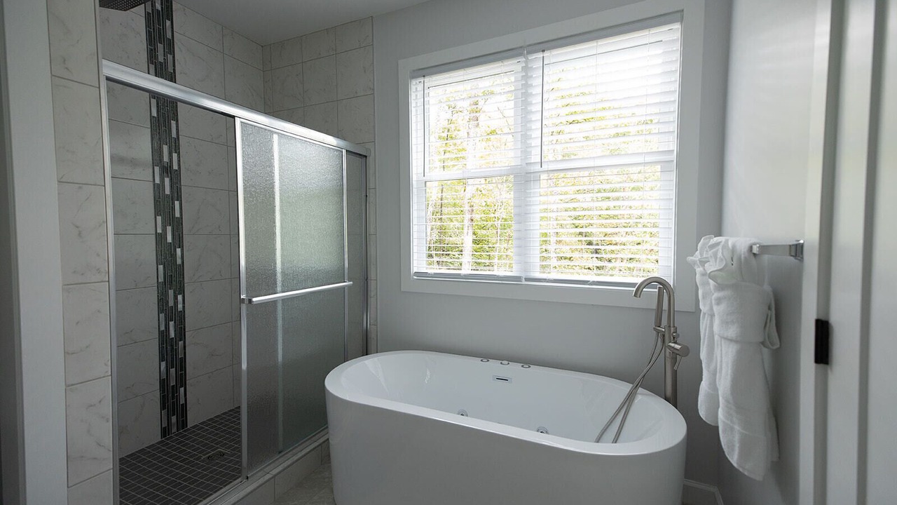 Photo of Bathroom in Skyland