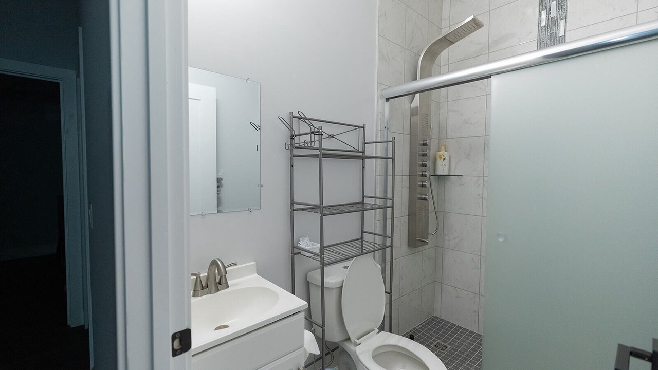 Photo of Bathroom in Skyland