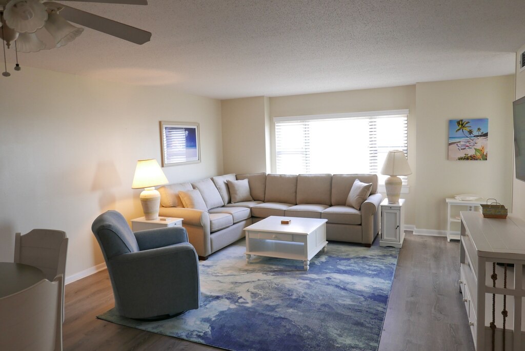 Photo of Livingroom in Indian Beach