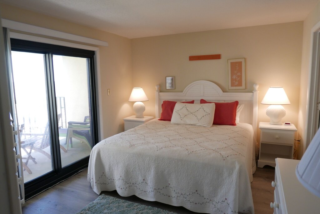 Photo of Bedroom in Indian Beach