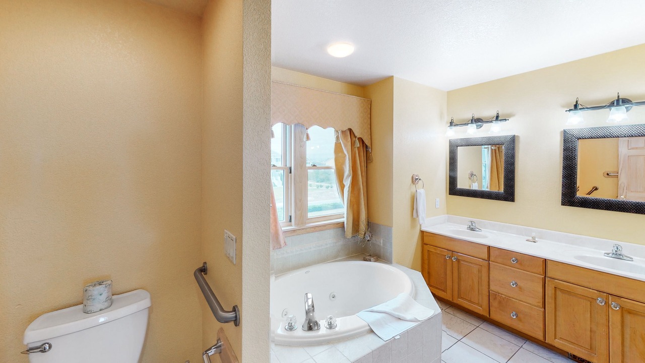 Photo of Bathroom in Ocean Hill