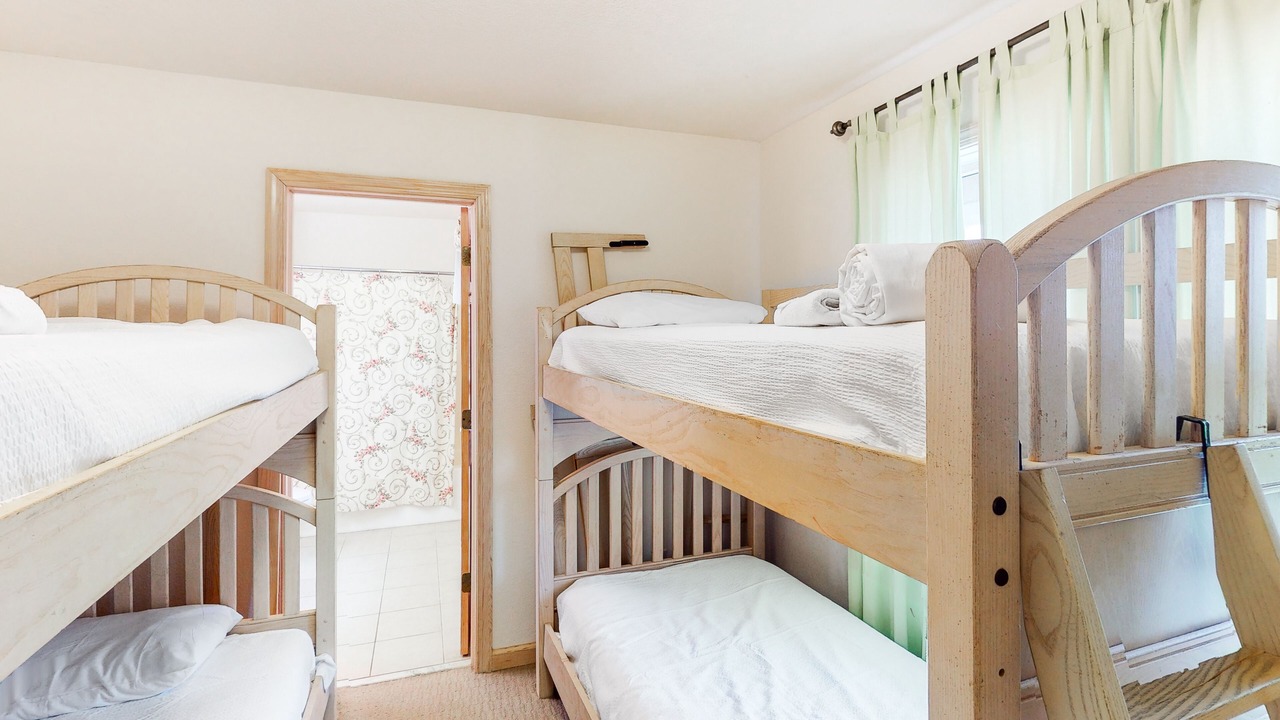 Photo of Bedroom in Ocean Hill
