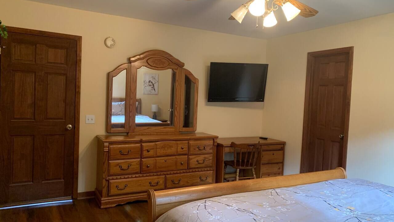 Photo of Bedroom in Apex