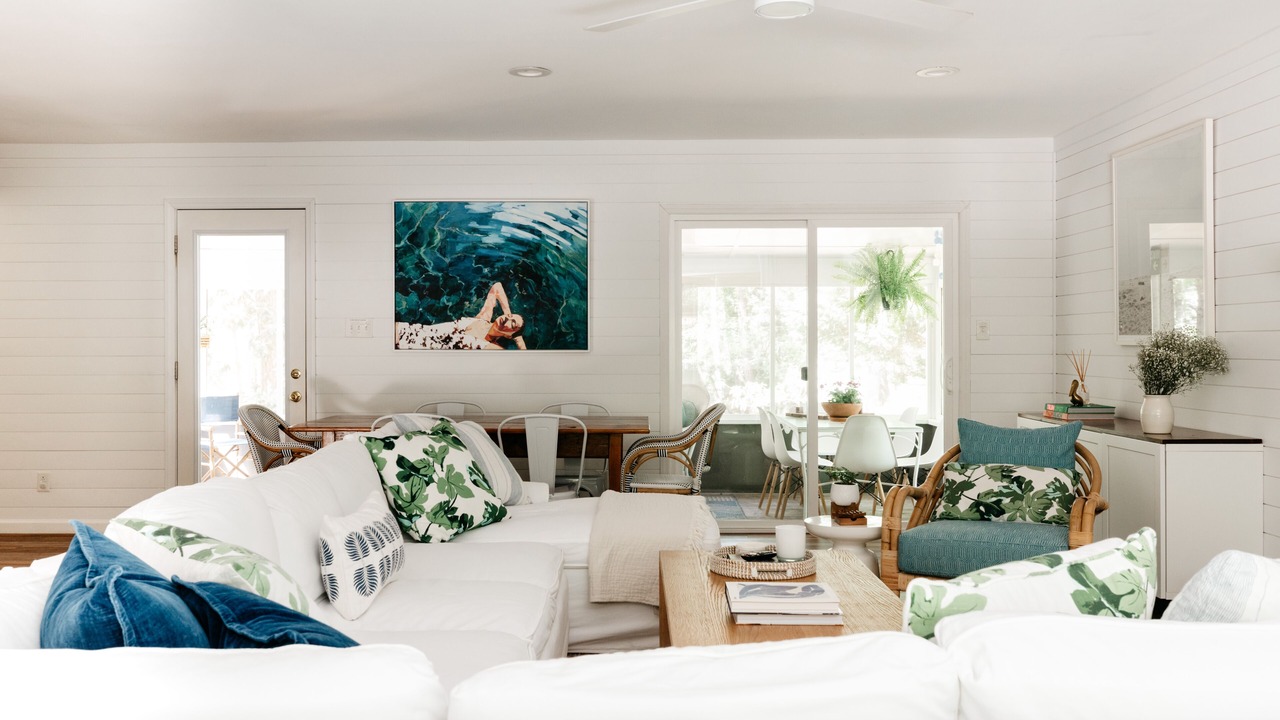 Photo of Livingroom in Southern Shores