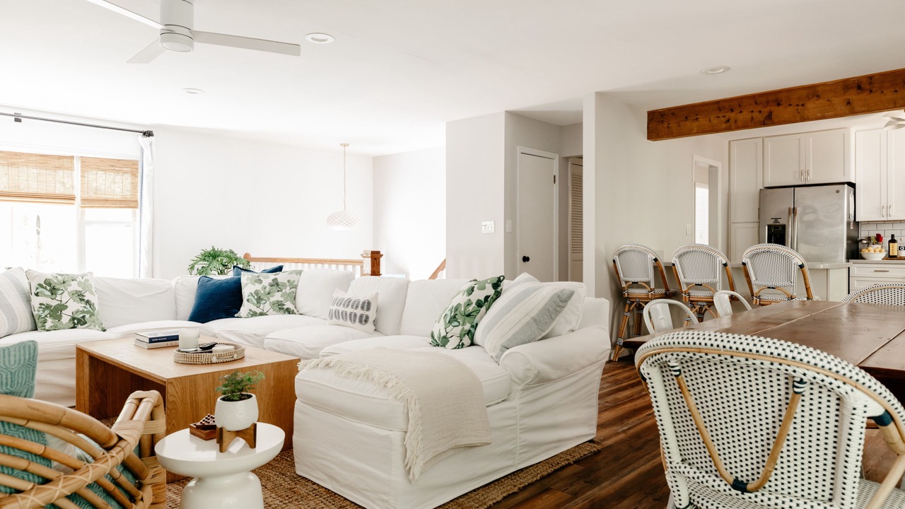 Photo of Livingroom in Southern Shores