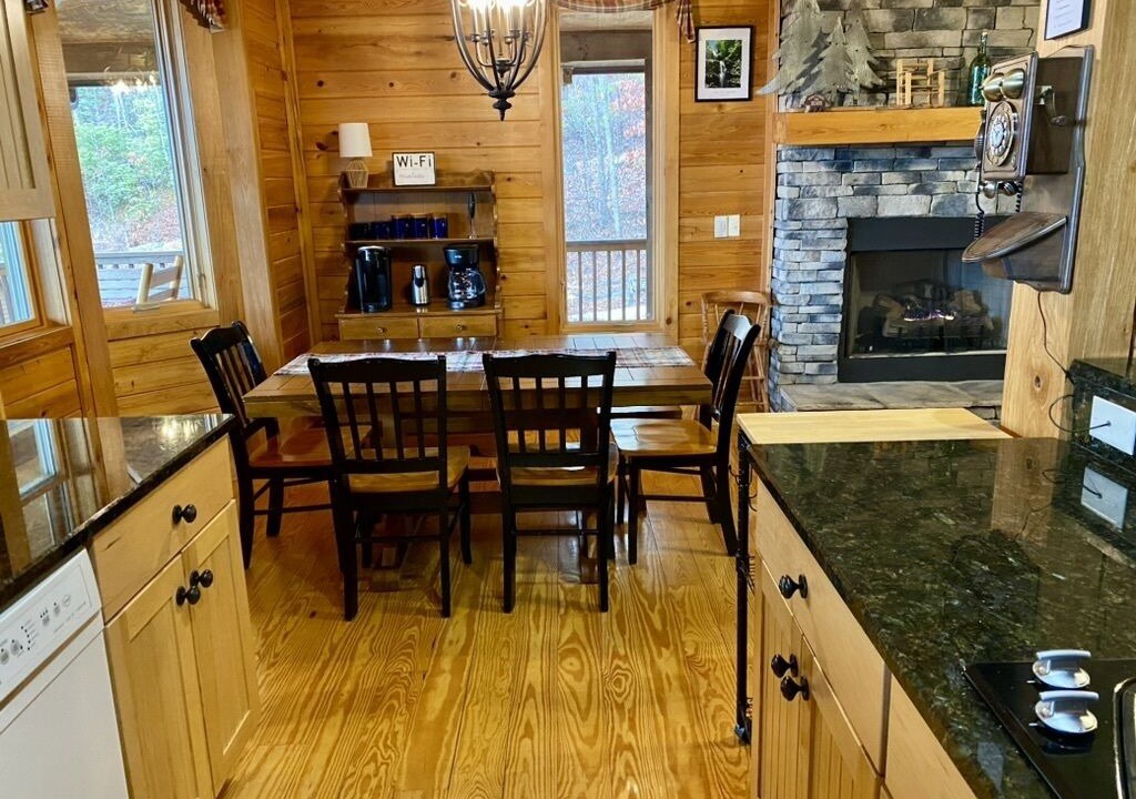 Photo of Livingroom in Tuckasegee