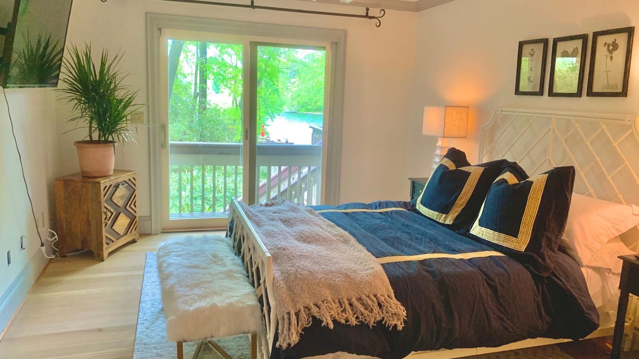 Photo of Bedroom in Lake Toxaway