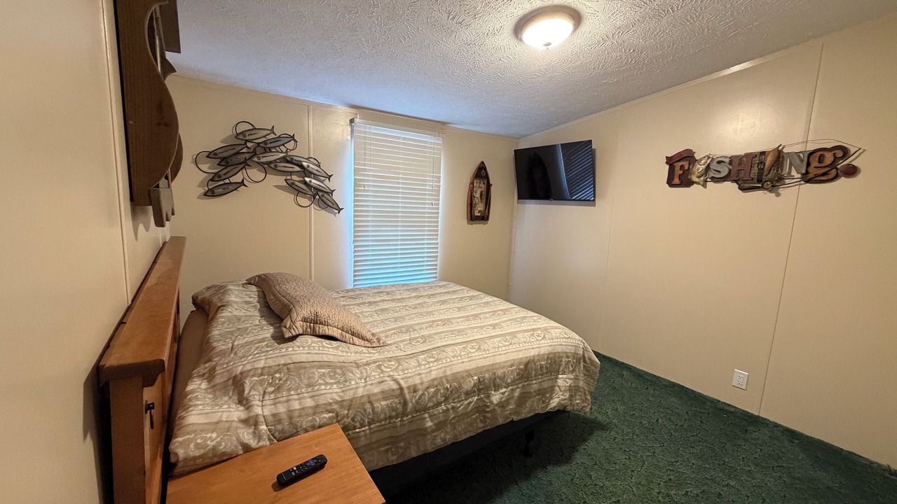 Photo of Bedroom in Southmont