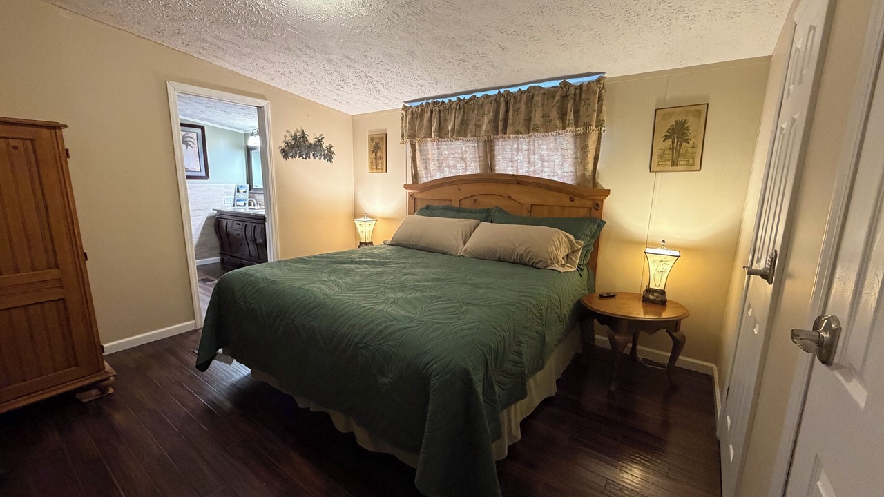 Photo of Bedroom in Southmont
