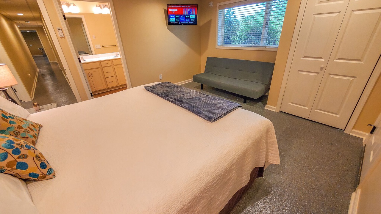 Photo of Bedroom in West Jefferson