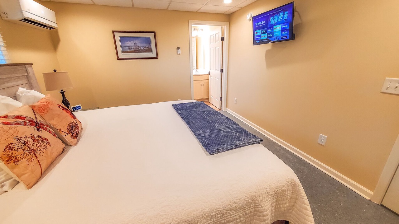 Photo of Bedroom in West Jefferson