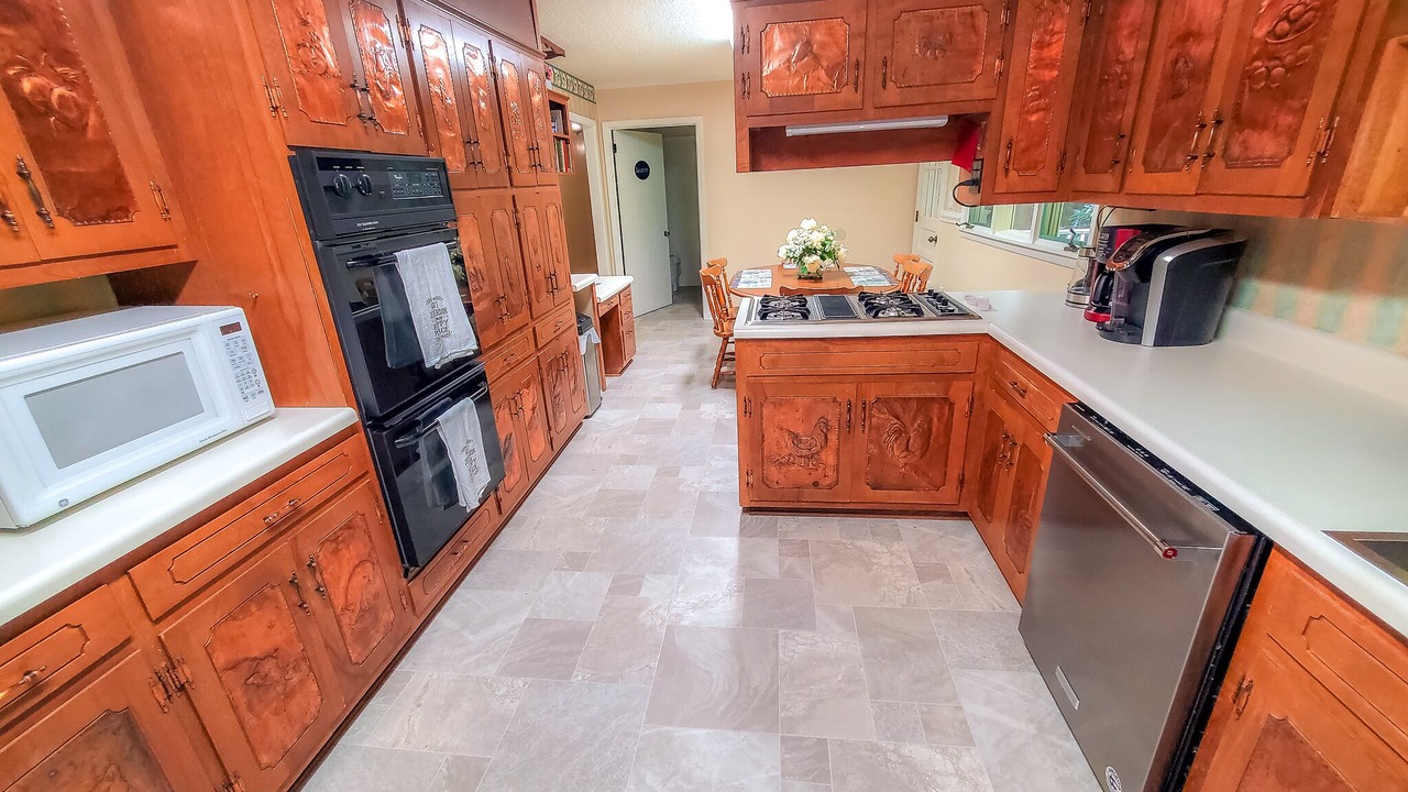 Photo of Kitchen in West Jefferson