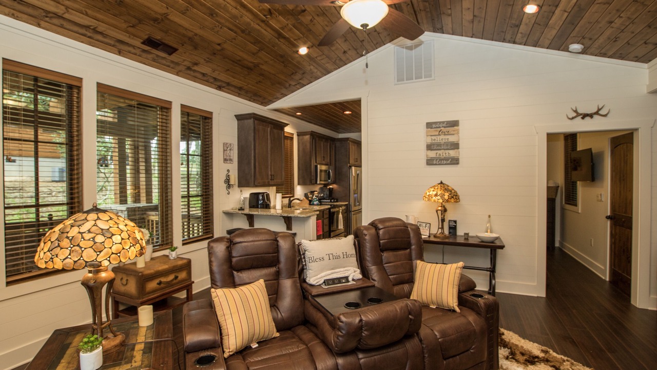 Photo of Livingroom in Glenville