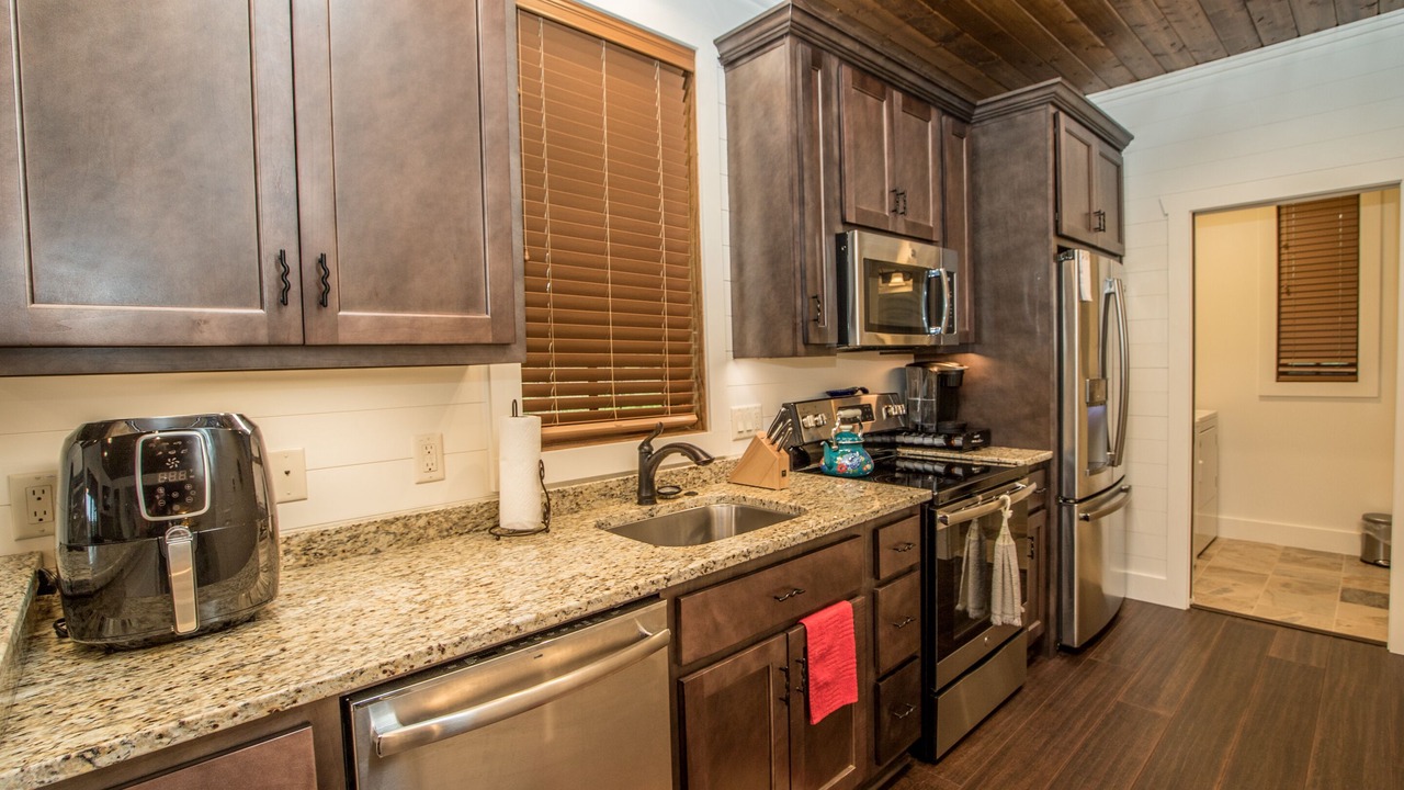 Photo of Kitchen in Glenville
