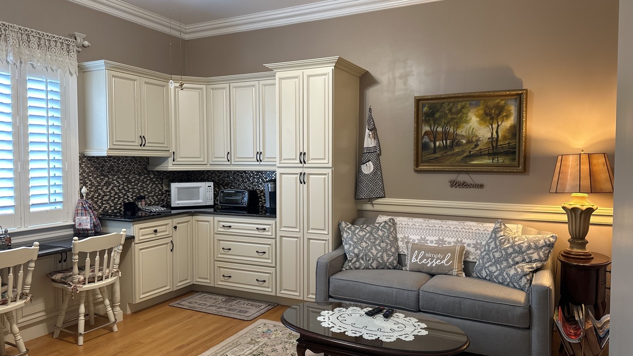 Photo of Livingroom in Hendersonville