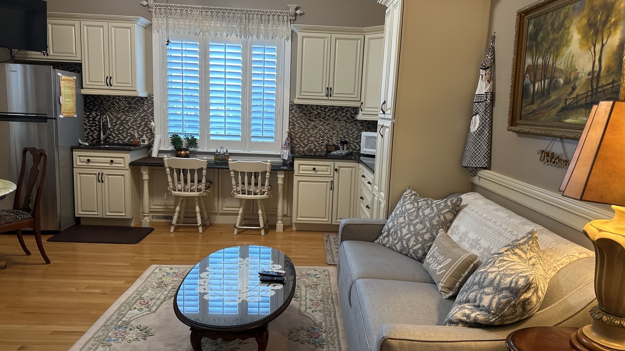 Photo of Livingroom in Hendersonville