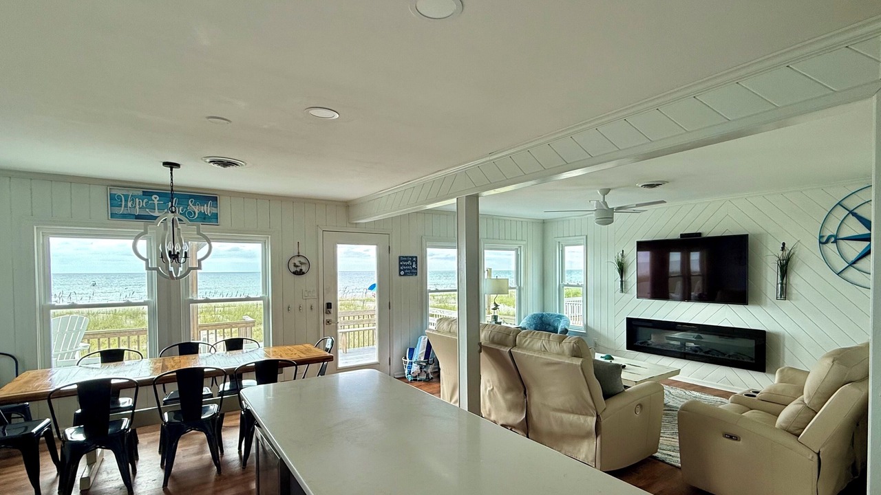 Photo of Livingroom in Holden Beach