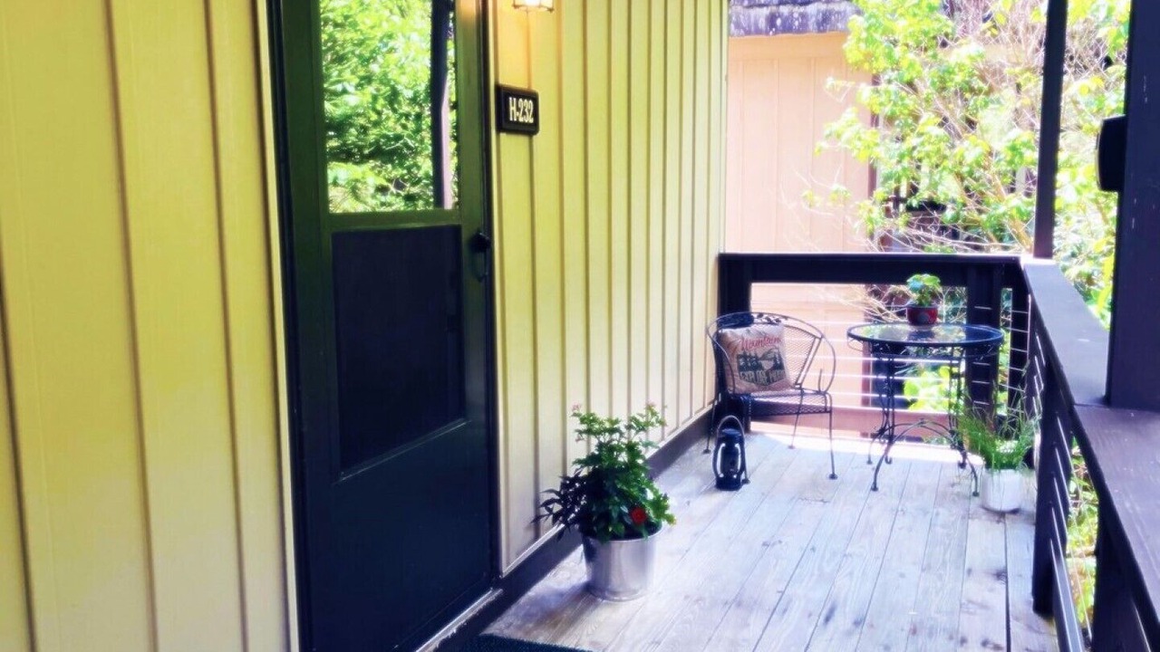 Photo of Patio Balcony in Beech Mountain