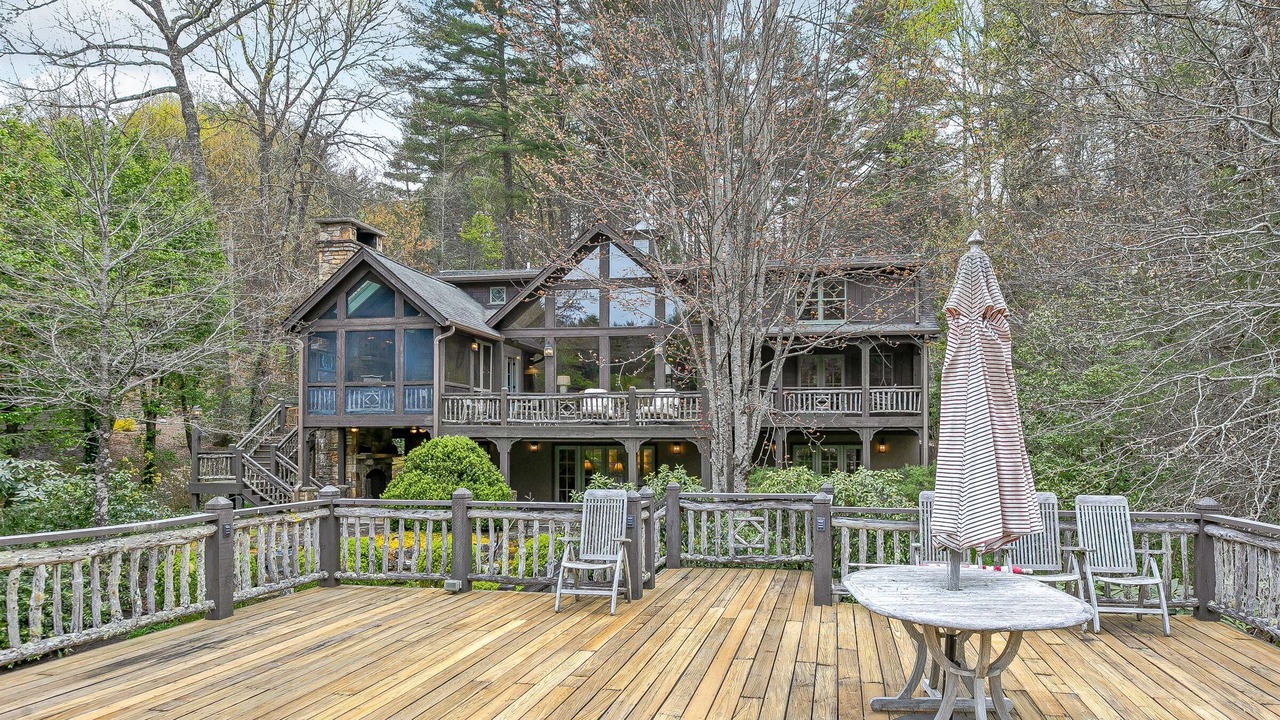 Photo of Outdoor in Lake Toxaway