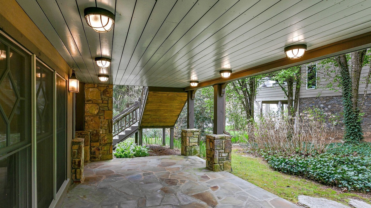 Photo of Outdoor in Lake Toxaway