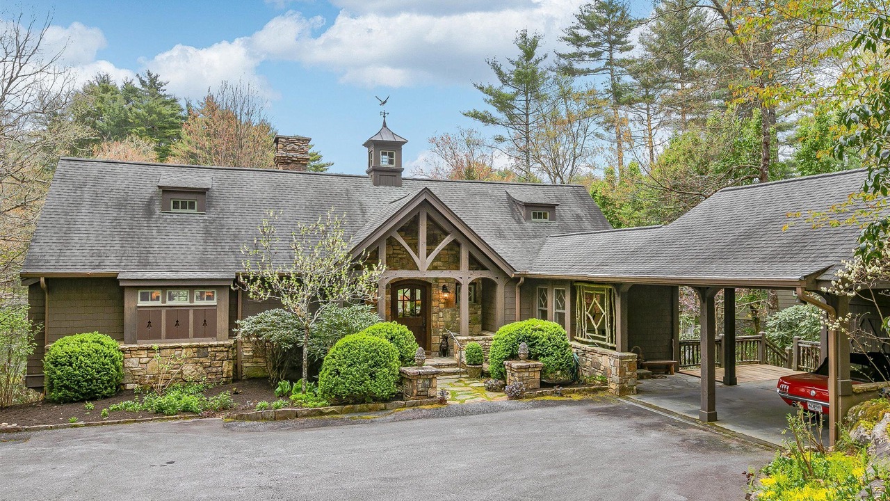 Photo of Outdoor in Lake Toxaway