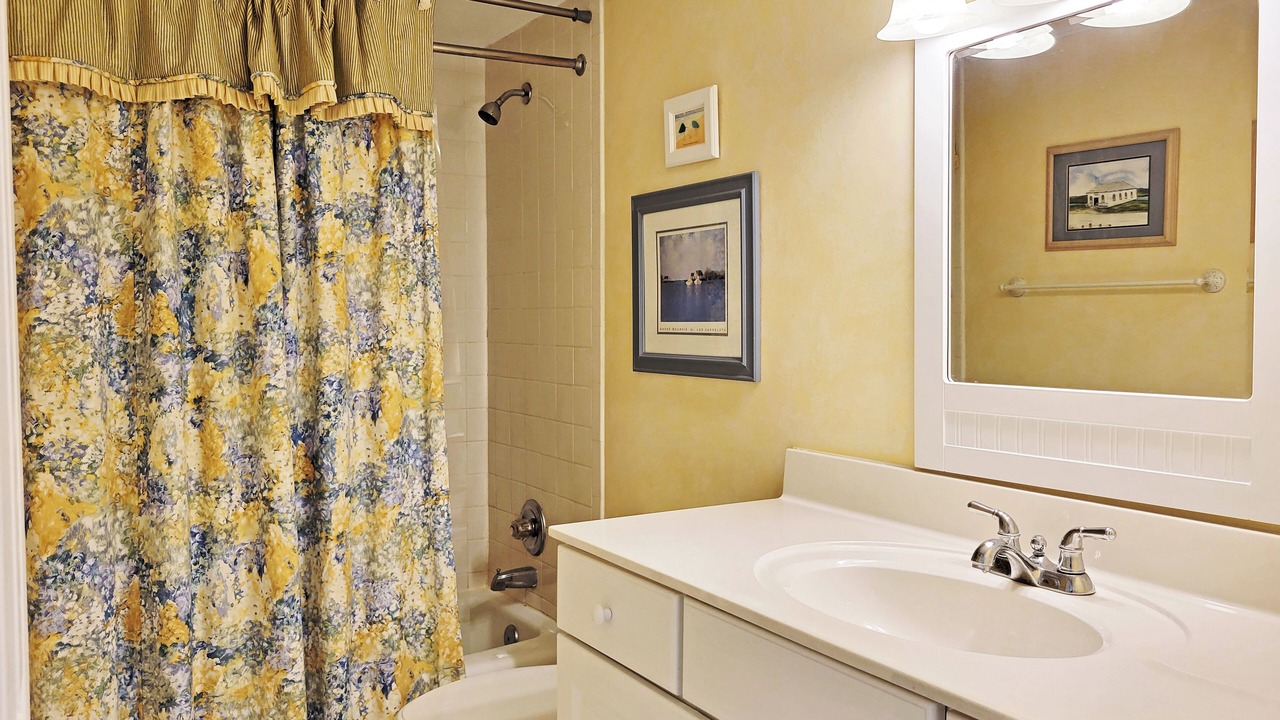 Photo of Bathroom in North Litchfield Beach