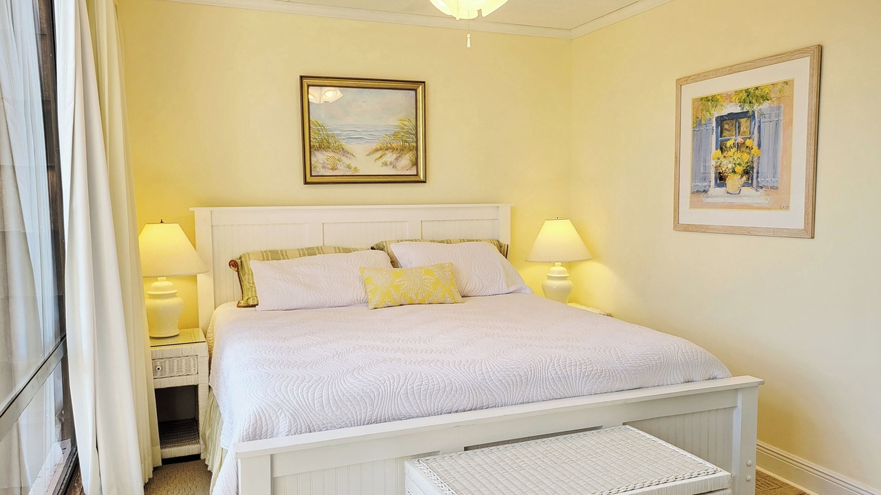 Photo of Bedroom in North Litchfield Beach