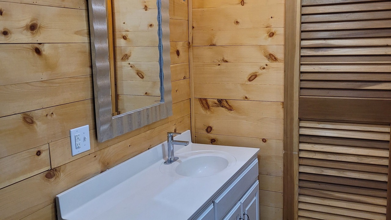 Photo of Bathroom in Rutherfordton
