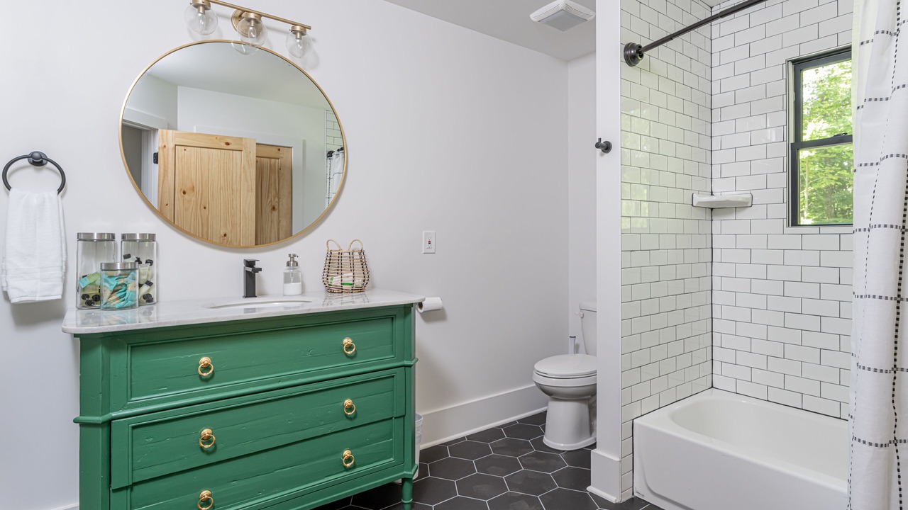 Photo of Bathroom in Hendersonville
