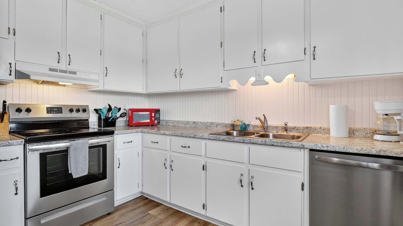 Photo of Kitchen in Topsail Beach