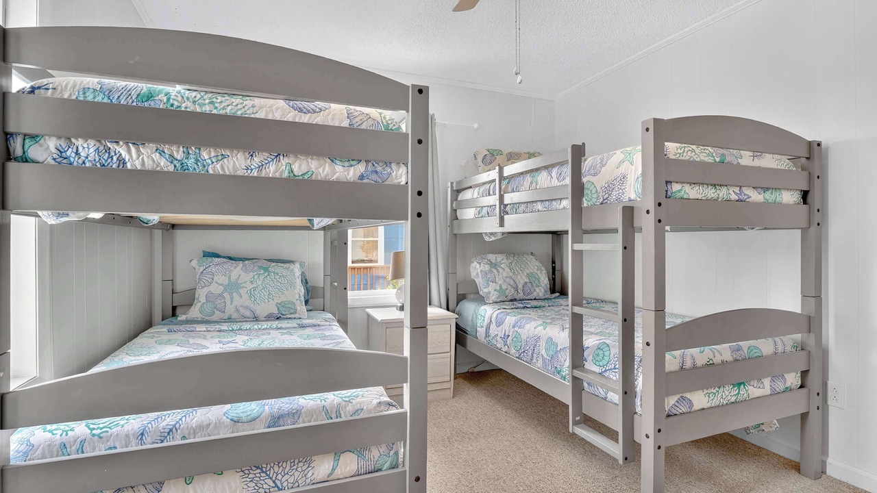 Photo of Bedroom in Topsail Beach