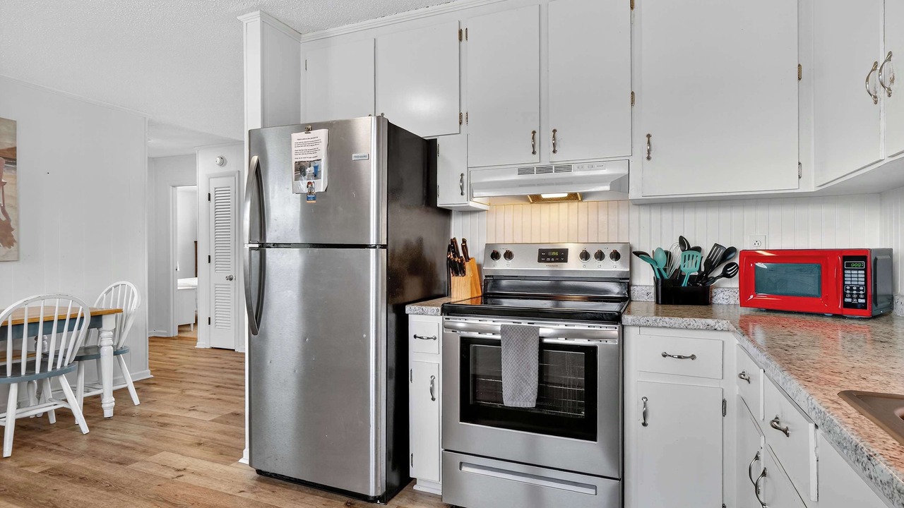 Photo of Kitchen in Topsail Beach
