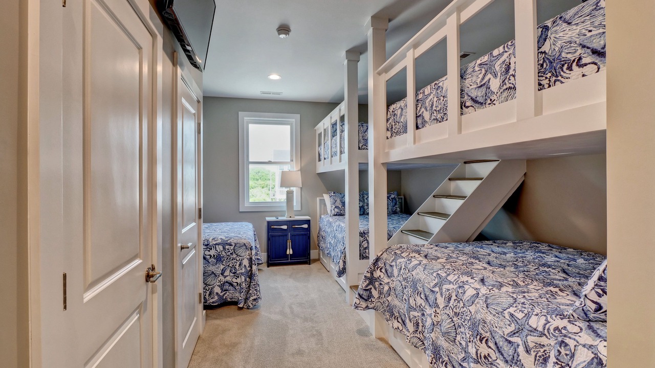 Photo of Bedroom in Sneads Ferry