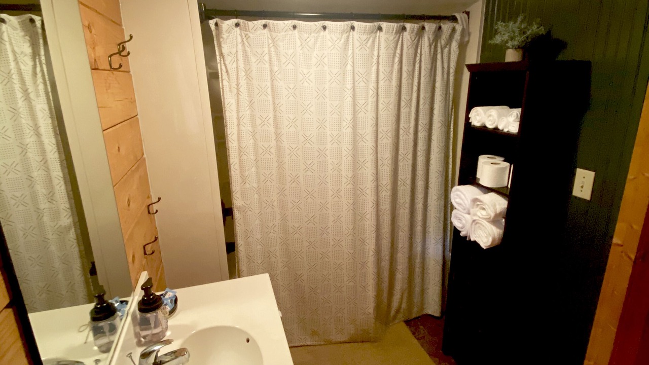 Photo of Bathroom in Rutherfordton
