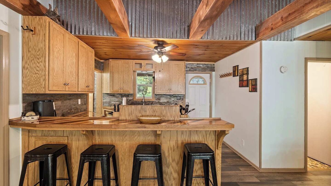 Photo of Kitchen in Newland