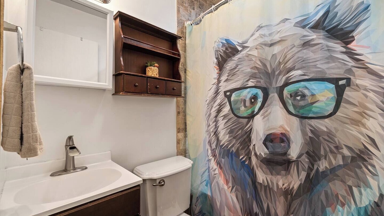 Photo of Bathroom in Newland