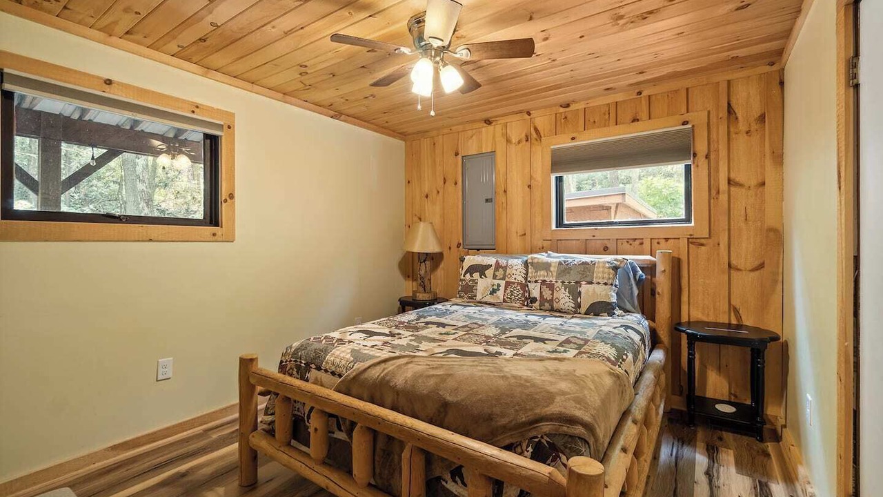 Photo of Bedroom in Newland