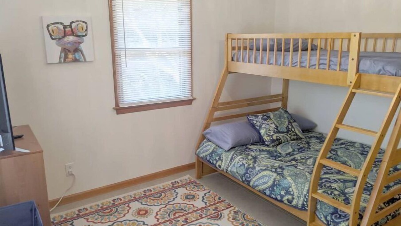 Photo of Bedroom in Southern Shores