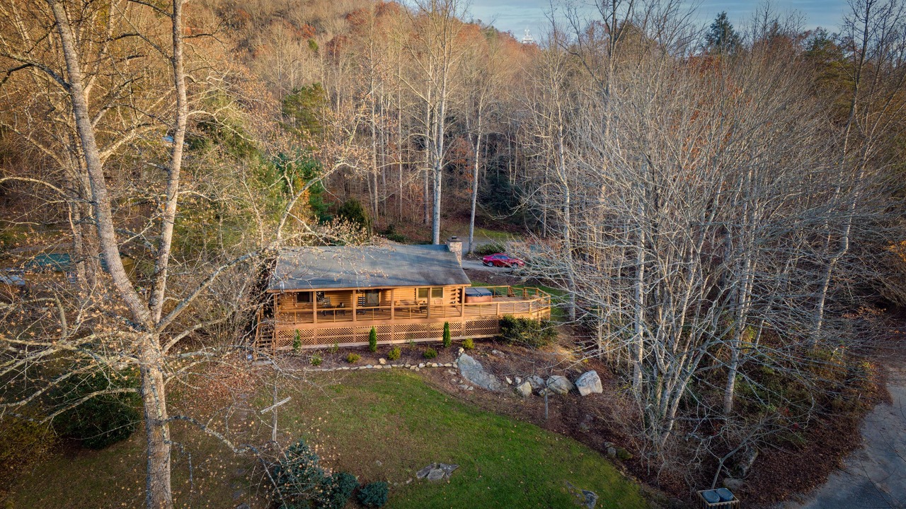 Photo of Outdoor in Hendersonville