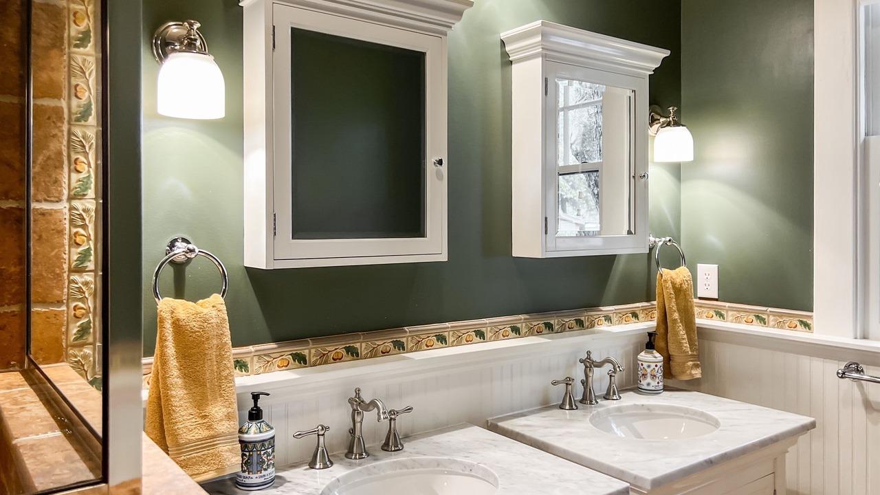Photo of Bathroom in Old Town