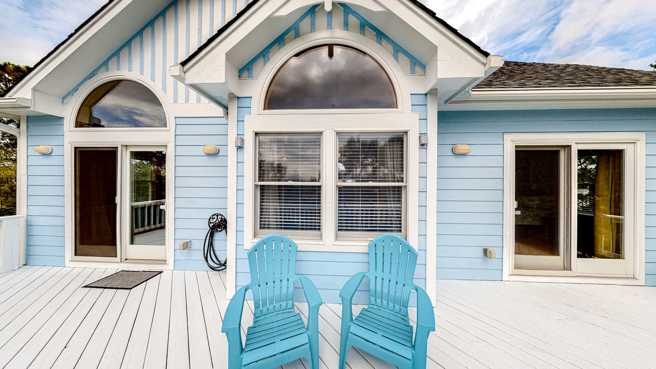 Photo of Patio Balcony in Wind Over Waves