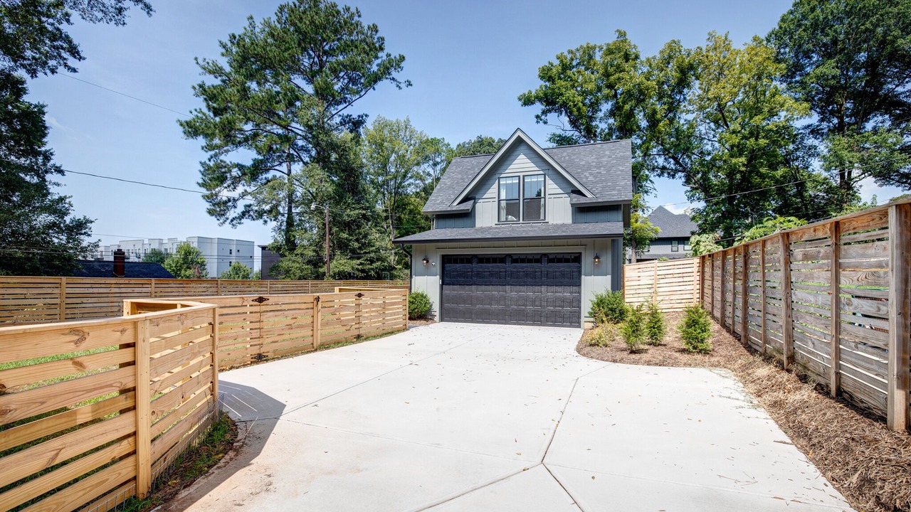 Photo of Outdoor in Villa Heights