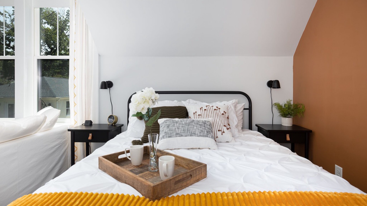 Photo of Bedroom in Villa Heights