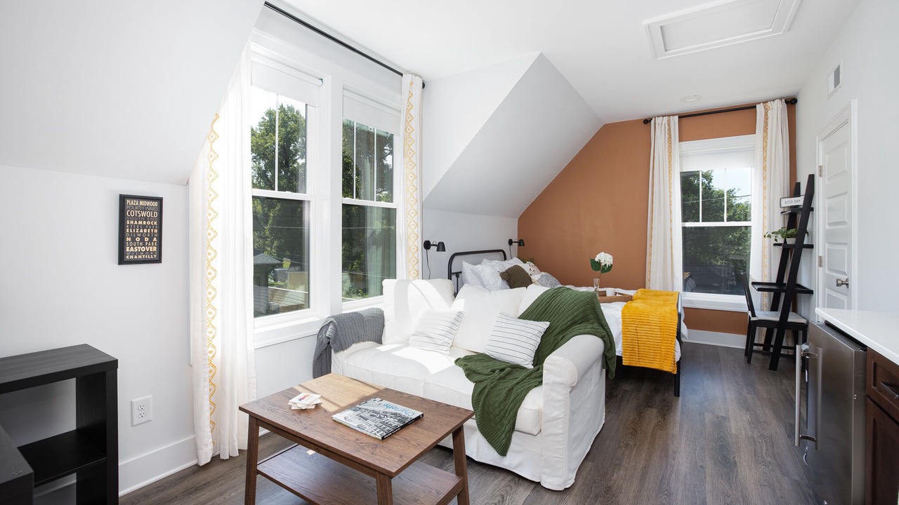 Photo of Bedroom in Villa Heights