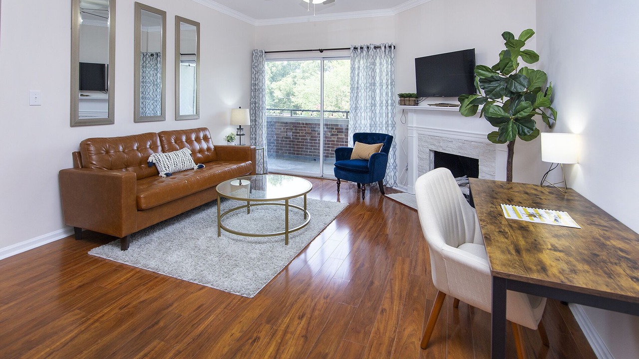 Photo of Livingroom in Charlotte Center City