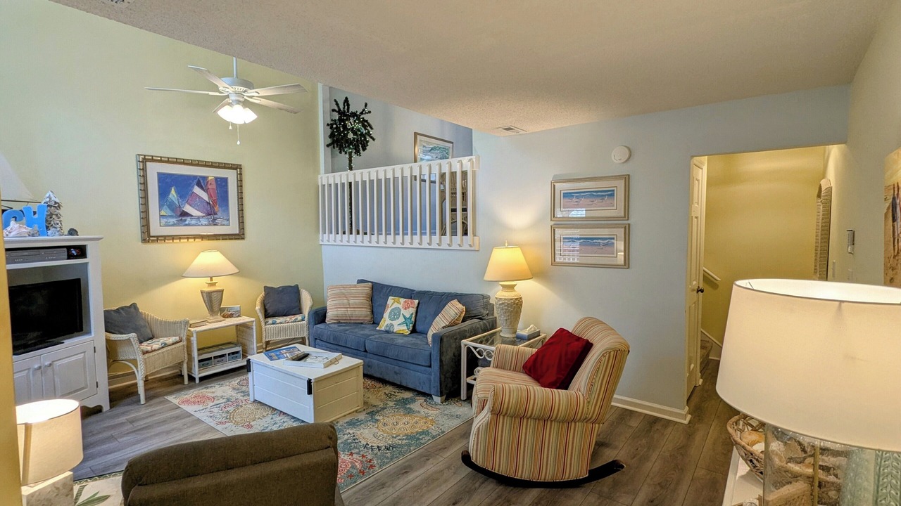 Photo of Bedroom in Pine Knoll Shores