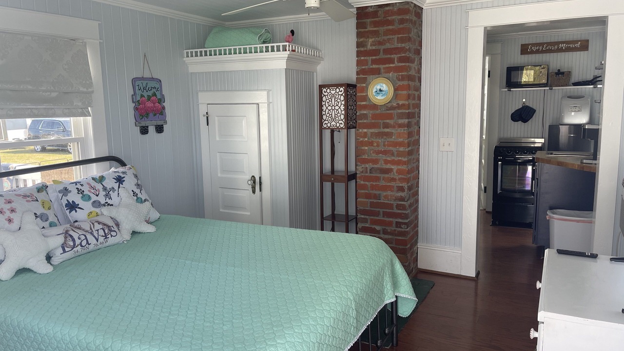 Photo of Bedroom in Davis