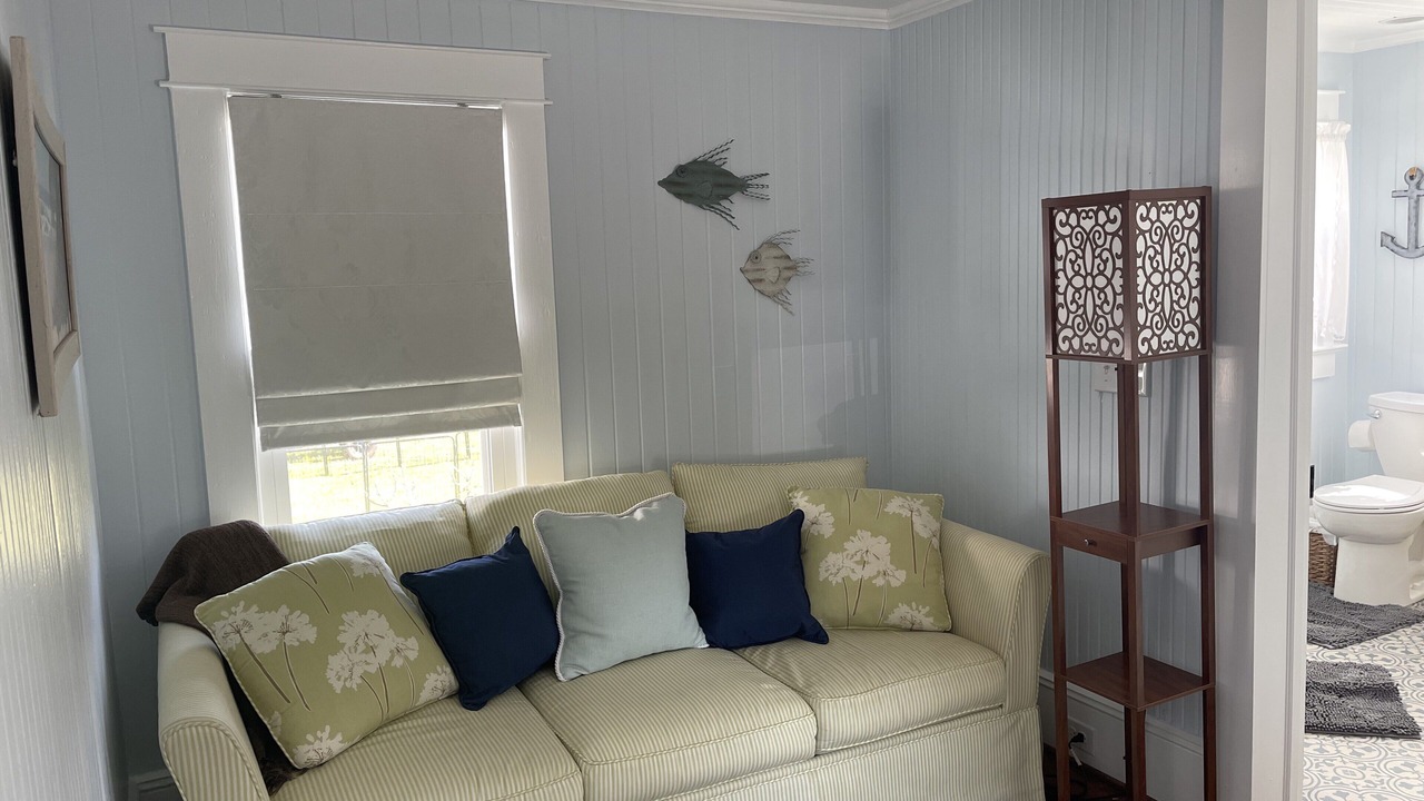 Photo of Livingroom in Davis