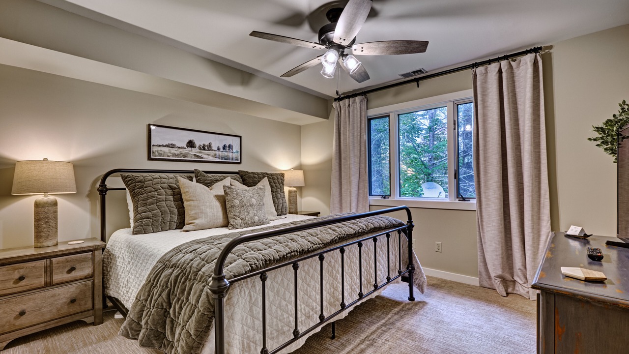 Photo of Bedroom in Cullowhee