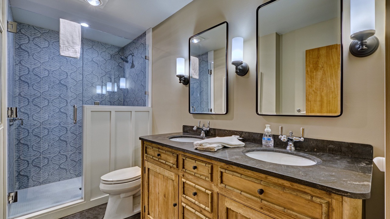 Photo of Bathroom in Cullowhee